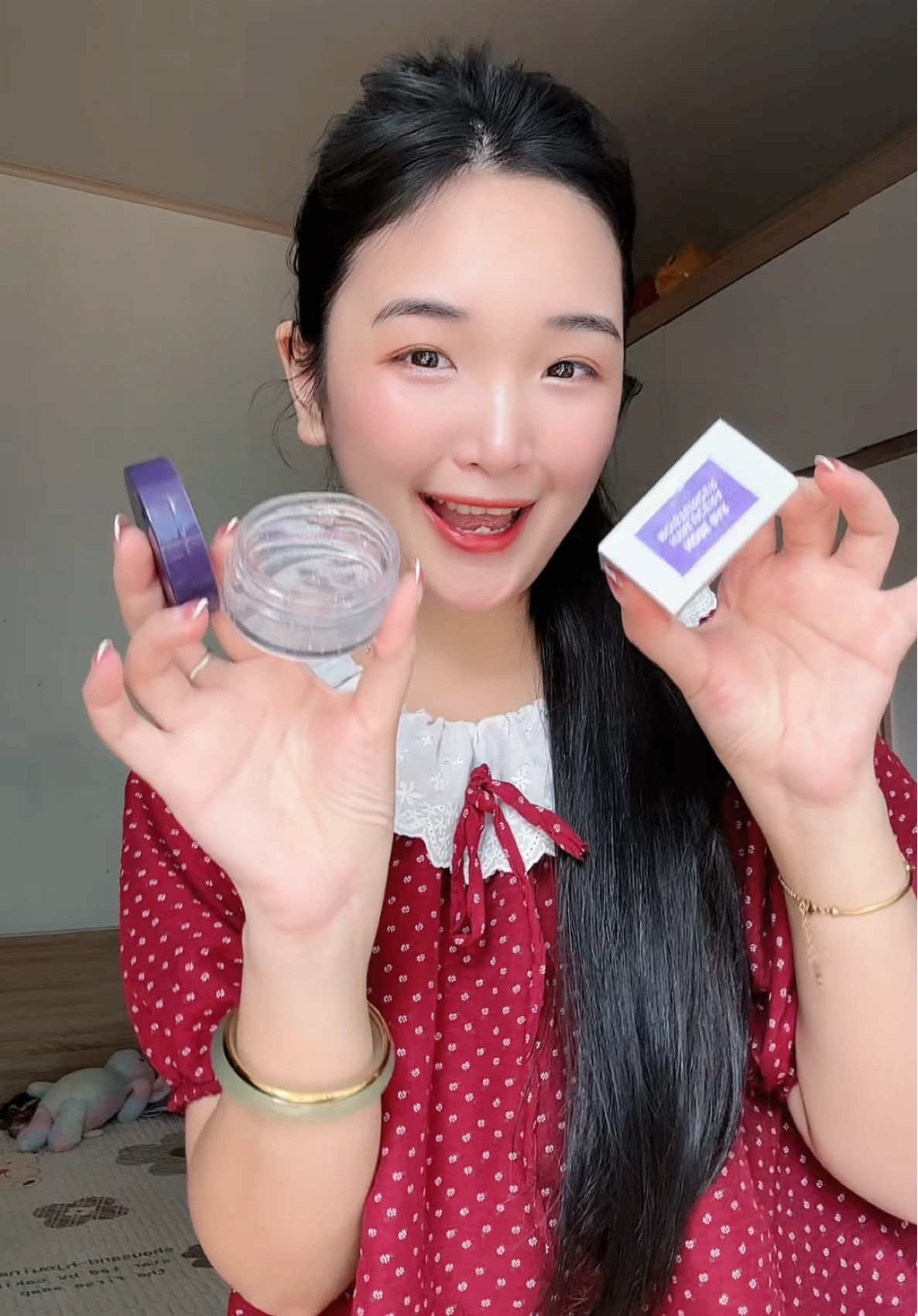 Cấp ẩm đủ là da mềm mịm ko bị khô bong tróc nha#thanhngocmedanchi #kemduonghobebar #lamdep #xuhuong 