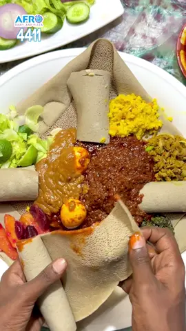 @WAZIIR NIN WAX BARTAY @Kaphio ali rooble 🎬🇸🇴 @queen of deynile 🖤 @qeys_Abdala @carabka36 #pizza✅ #dhaylo #daafi✅ #fastfood✅ #ft 