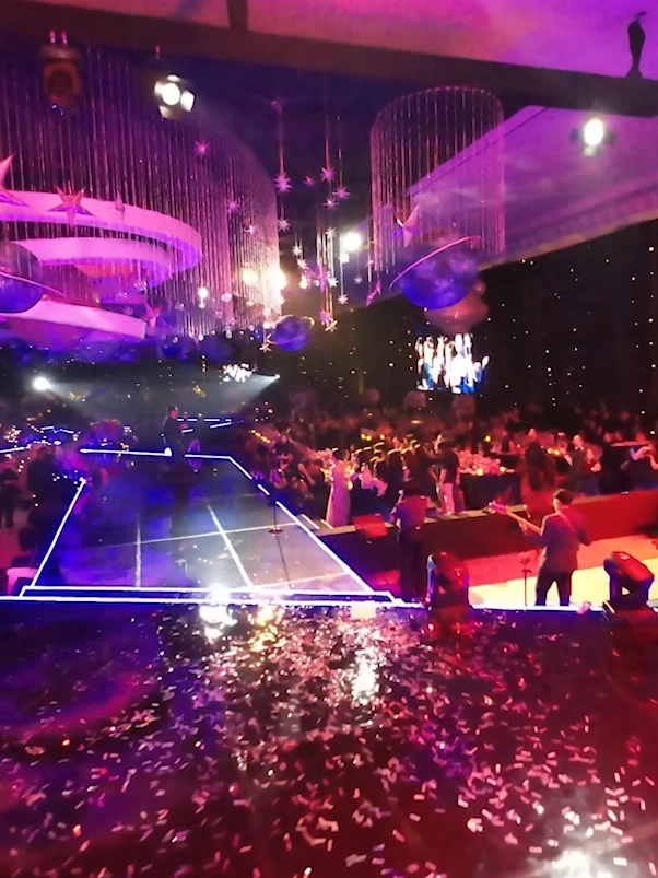 Hindia Band _ Baskara Wordfangs | Friendsphotovideo ------------------------------------------- #laguindonesia #laguviral #hindiaband #fyplagu #fypviralシ