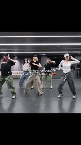 #itzy #itzy_tunnelvision #itzycomeback #midzy #kpopfyp 