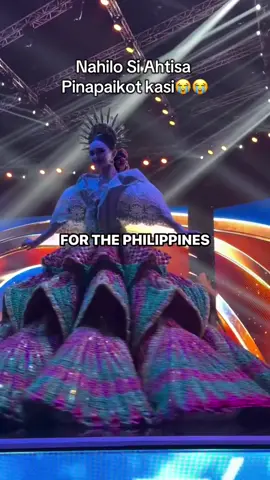 Nahilo si Ahtisa baka matumba HAHAHAA😭 #ahtisa #ahtisamanalo #nationalcostume #missuniverse #missuniversephilippines 