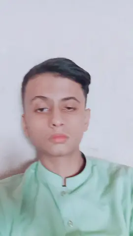 RAJ KAPOOR MUKESH CHAND MATHUR AND DILIP KUMAR LEGENDS MUKESH VOICE IS EXCELLENT 