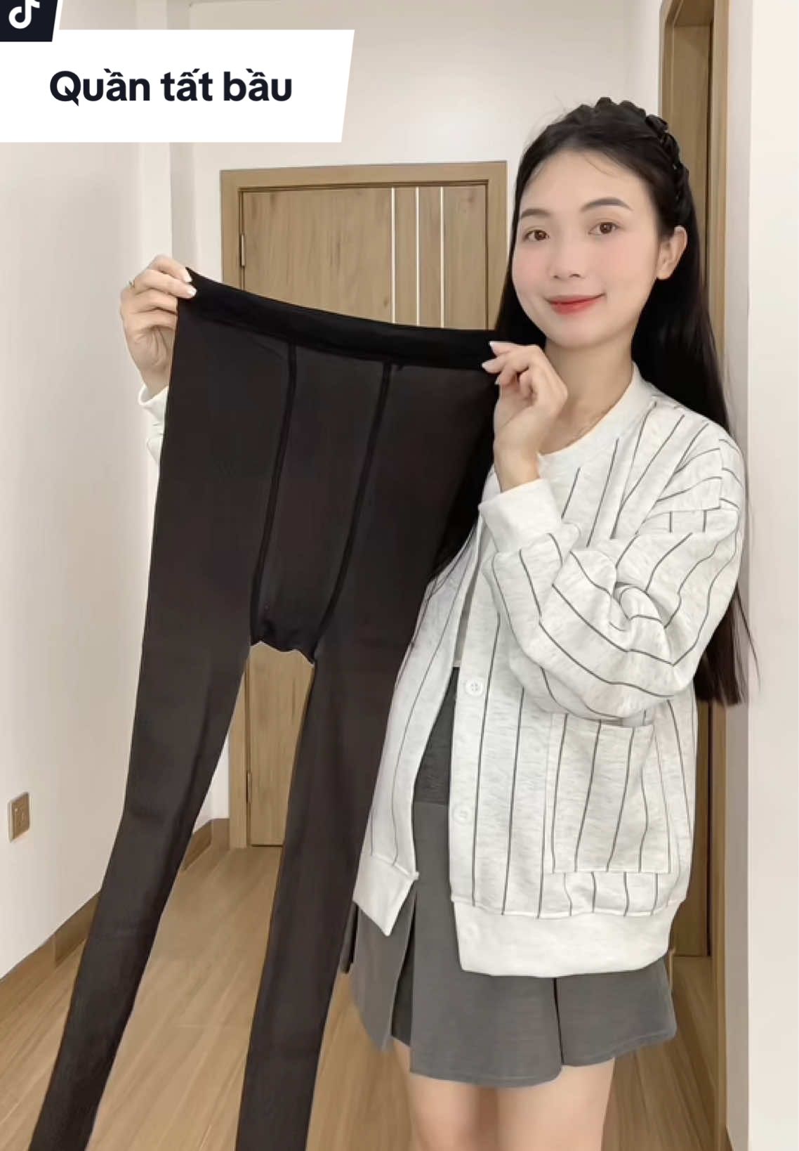 Bầu bí mà thích mặc đồ ngắn thì k thể thiếu em quần tất bầu này nha #quantatbau #thoitrangbau #dobau #mebau #thuyhamecoca 