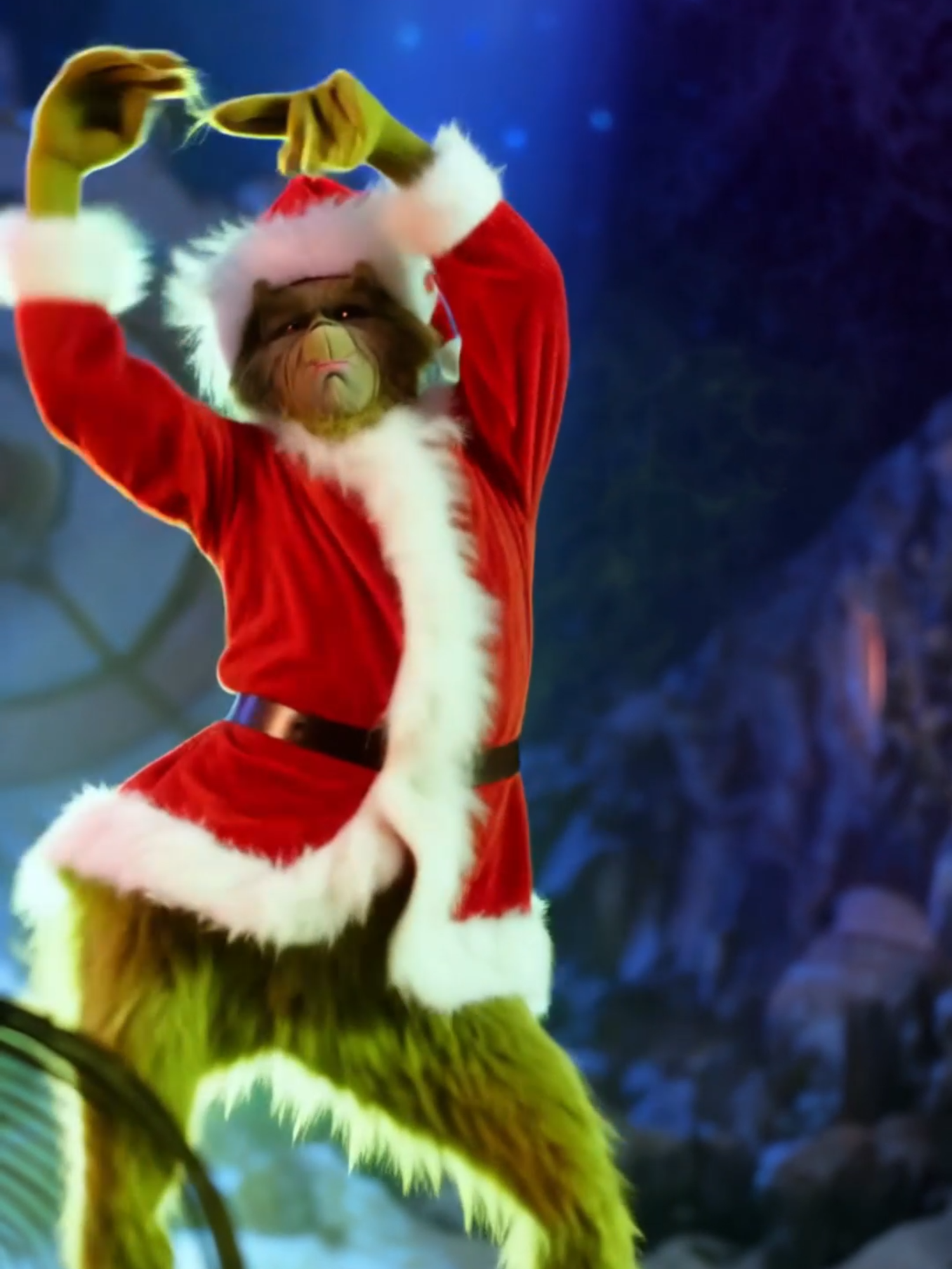 POV: Odias la Navidad, pero el temazo te posee 🕺🎄 @grinchy.poo.5000 #grinch #fyp #navidad #grinchdance #viral