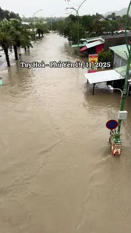 Khổ rồi #phuyen #bao #ngapnuoc #lut 