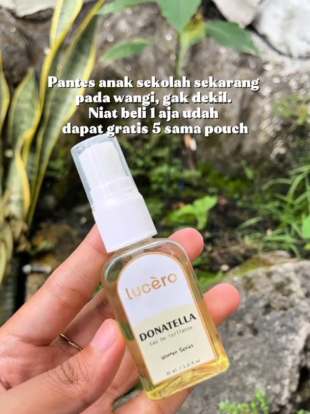 Parfum Lucero, pilihan tepat untuk menjaga kesegaran sepanjang hari! Dengan aroma yang tahan lama dan menyenangkan, Lucero cocok untuk menemani setiap aktivitasmu. #WangiSepanjangHari #viral #luceroparfum #fyp #parfum 