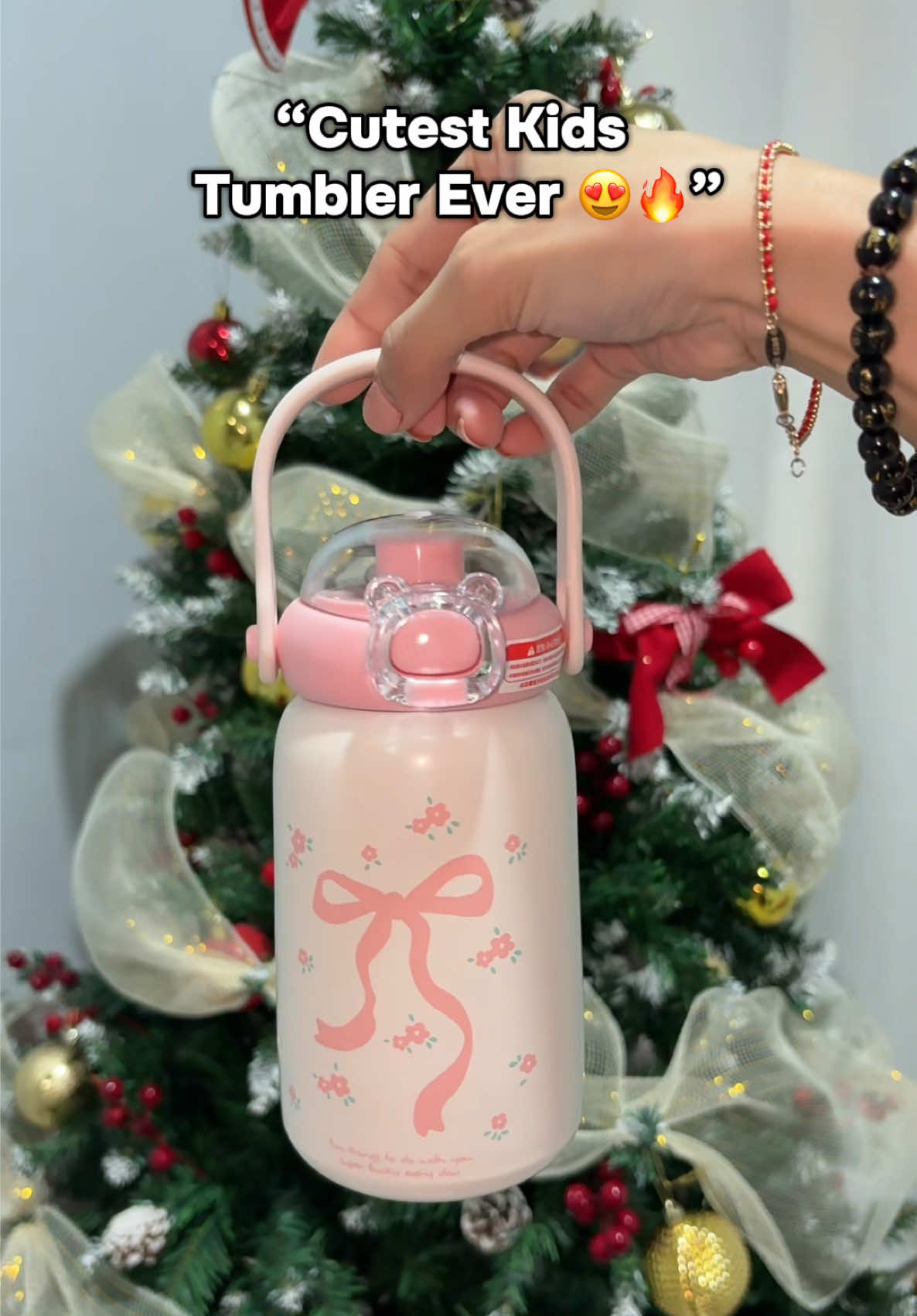 The Yofan 17oz Kids Tumbler is a super cute, insulated water bottle that keeps drinks hot for 12 hours and cold for 24 hours. Perfect for school, travel, playtime, or pang-regalo. May built-in straw + lock lid, so spill-proof and kid-friendly. Lightweight, durable, and fun gamitin lalo na with its cute design. Super worth it lalo na naka-sale! #kidstumbler  #tiktokmademebuyit  #momfinds  #affordablefinds  #backtoschoolessentials 
