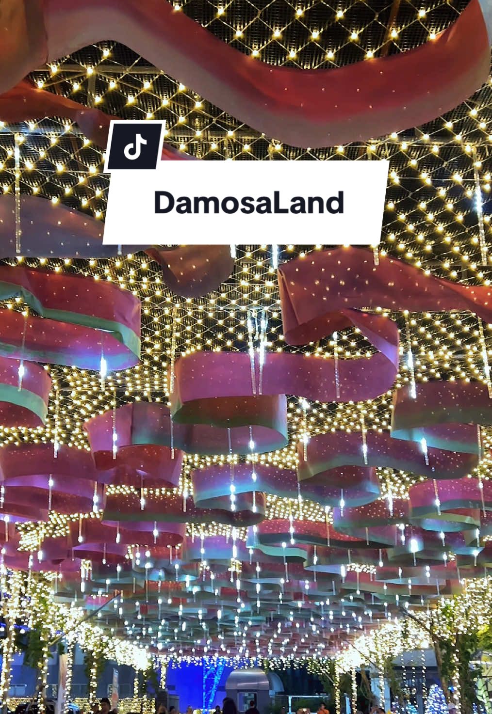 A celestial dream for the holidays! #damosaland #damosa #davaocity #paskofiesta2025 #christmasdisplay