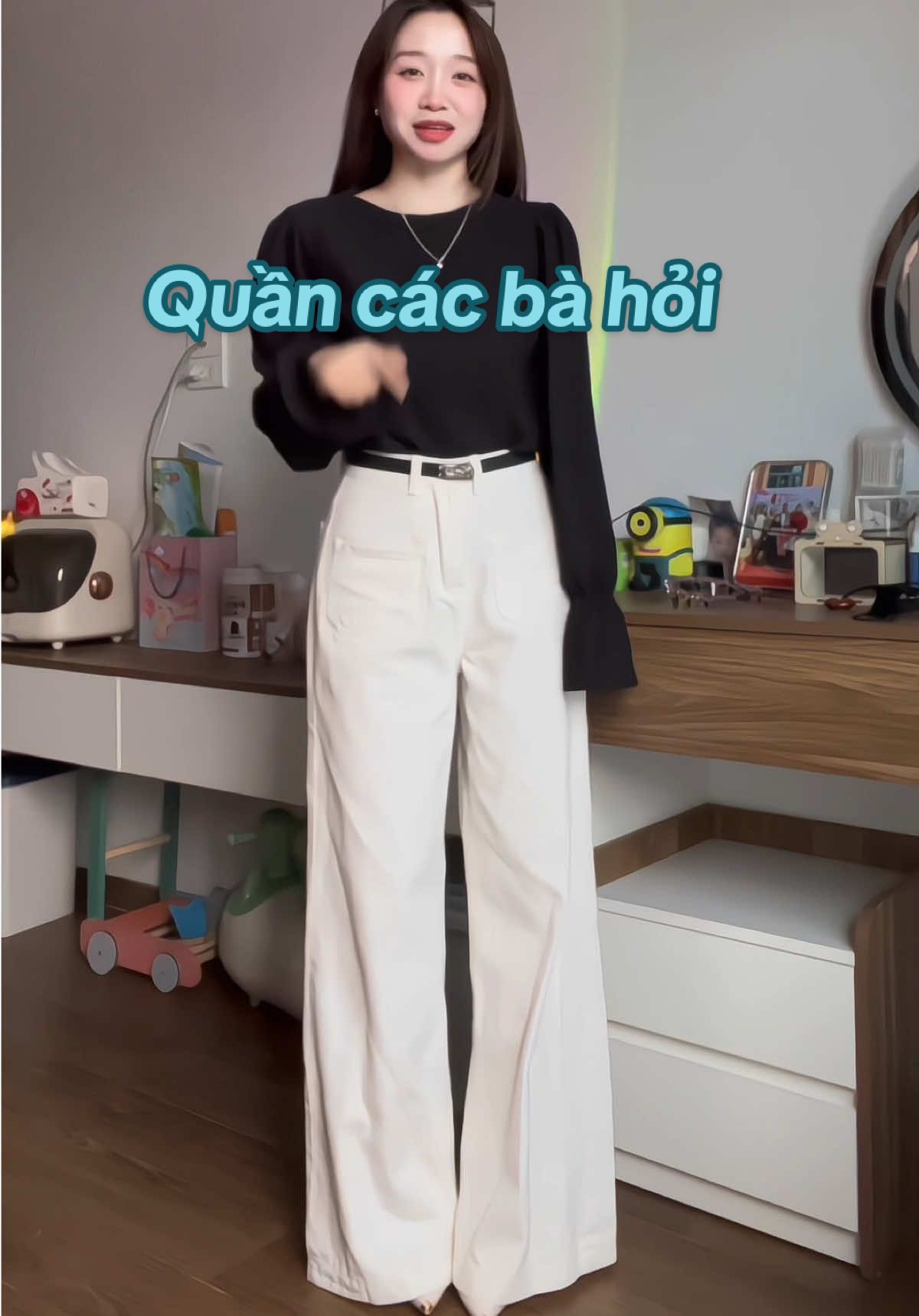 Trả lời @thaouyen nay về đủ màu rồi ạ, mét 5 là đi giày 9 xen mới vừa nha #diemxinhh #quan #quansuongjean 