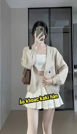 Ối shop này bán áo khoác xinh cực ý. Áo khoác kaki Hàn nè mấy bà #myoutfit #thoitrangnu #phoidoxinh #thudong #aokhoac 