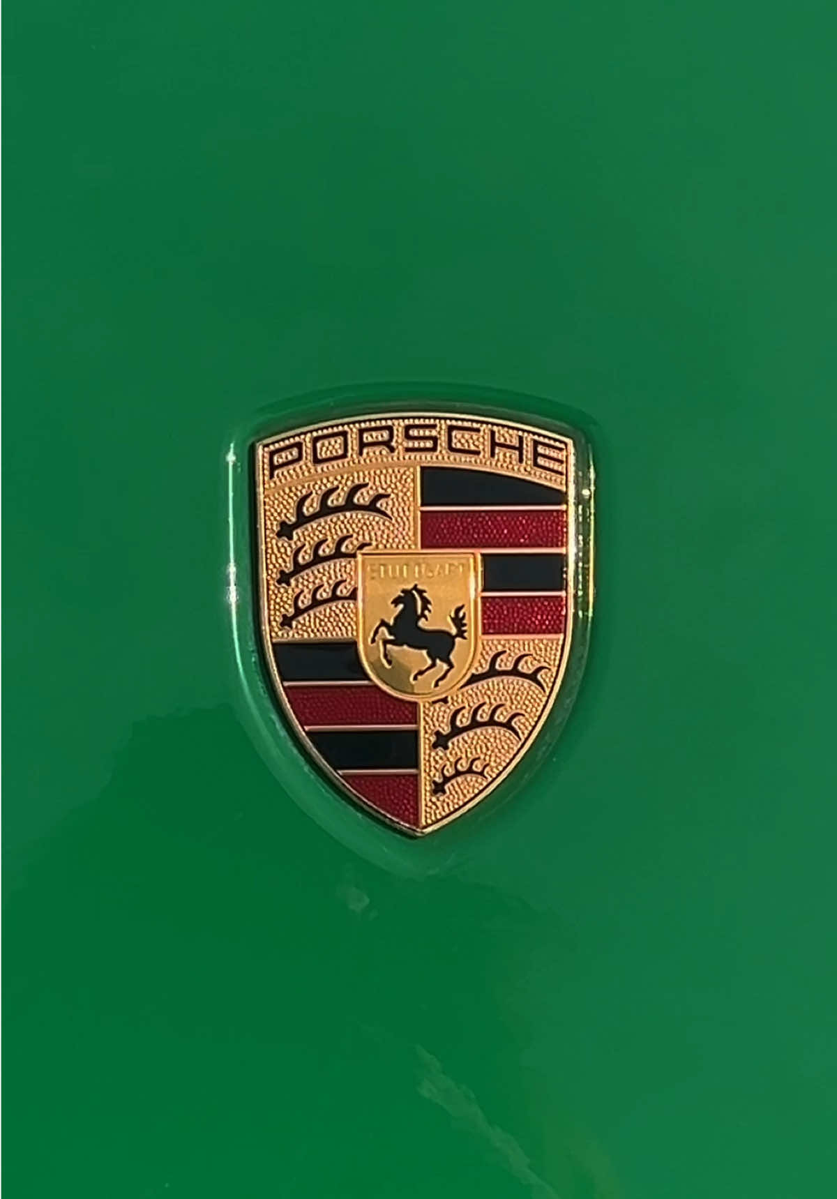 Simbol koji nadilazi vrijeme. Porsche. There is no substitute.  #PorscheCentarZagreb #porsche #porschelogo 