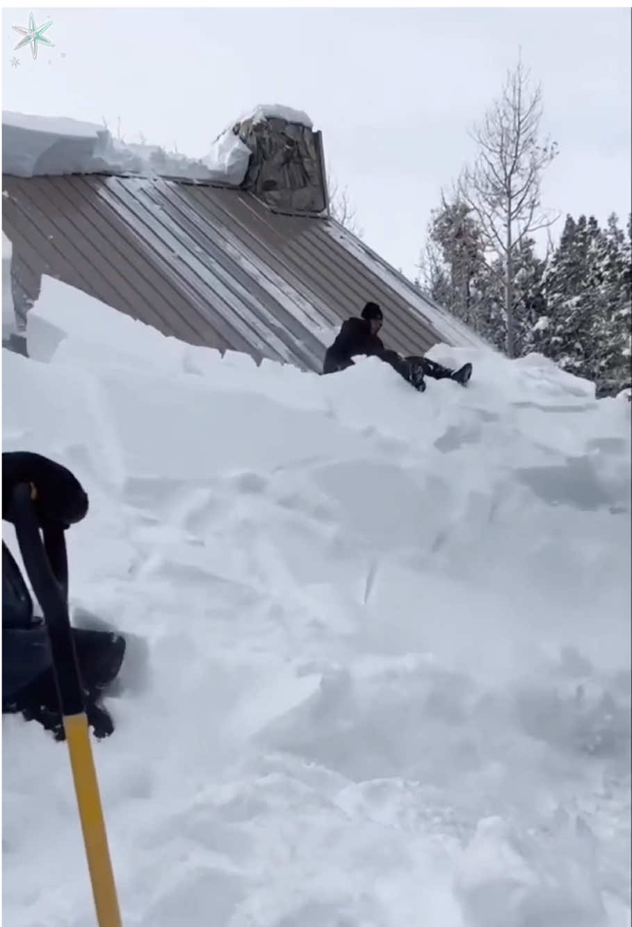 Lnteresting phenomena in cold ☃️#ice #satisfying #snow #asmr #asmrvideo #fyp #foryou #funny 