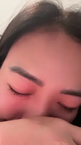 có ai như em sáng giờ chỉ xem mỗi Quang Linh k, thương Linh lắm Linh ơi, Thương em thương c Lệ, chẳng phải máu mủ ruột già nhưng sao đến clip nào c cũng khóc nức nở mãi Linh ơi, quặn thắt đau tận trong tim can vậy. Cố lên nhé em..trời sẽ k phụ em đâu, mong cho em khung hình phạt thấp nhất có thể 😔😔😔 #quanglinhvlog #xétxử 