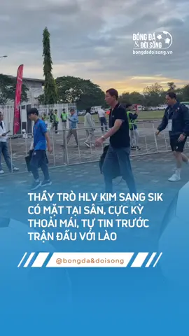 THẦY TRÒ HLV KIM SANG SIK CÓ MẶT TẠI SÂN, CỰC KỲ THOẢI MÁI, TỰ TIN TRƯỚC TRẬN ĐẤU VỚI LÀO #sportsontiktok #seagames2025 #seagames33 #bongdavadoisong #viral 