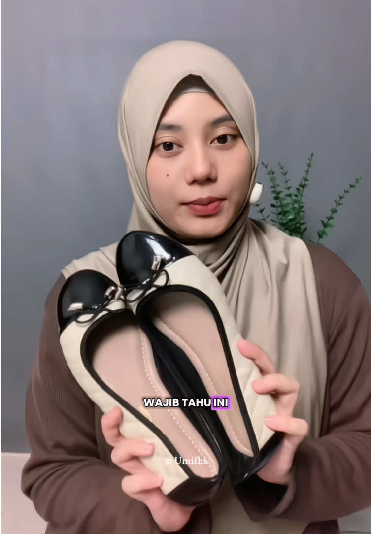 Flatshoes empuk #flatshoes #flatshoescantikk #flatshoescewek #sepatuwanita #sepatumurah 