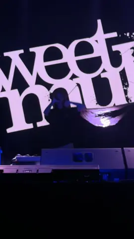 คุ้มล่ะเห็นพี่ว๊ากก #sweetmullet #cocktail77evertour #burirum 