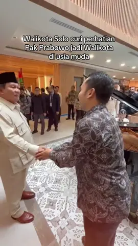 Mas Respati Ardi curi perhatian pak Presiden Prabowo karena menjadi Walikota di usia muda #prabowo #prabowosubianto #respatiardi #solo24jam #walikota 