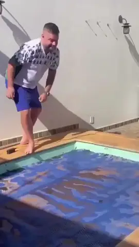 Funny fail😂😂#funnyvideos #fouryou #funny #fail #fyp #prank #happy 