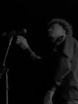 08:08// Olha pra mim, olha pra nós... #lyrics #tipografia #l7nnon #fy #viral 