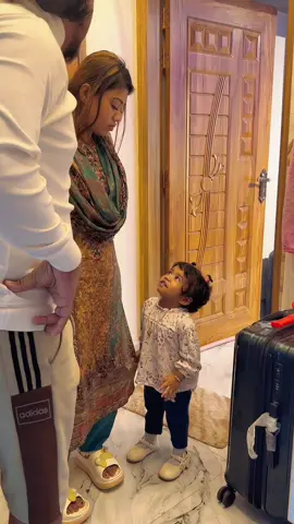 এমন একটা কার ঘরে আছে 😇🤣#aroshi_aru #sohel_shuvo @Aru MakeOver & Beauty Salon 