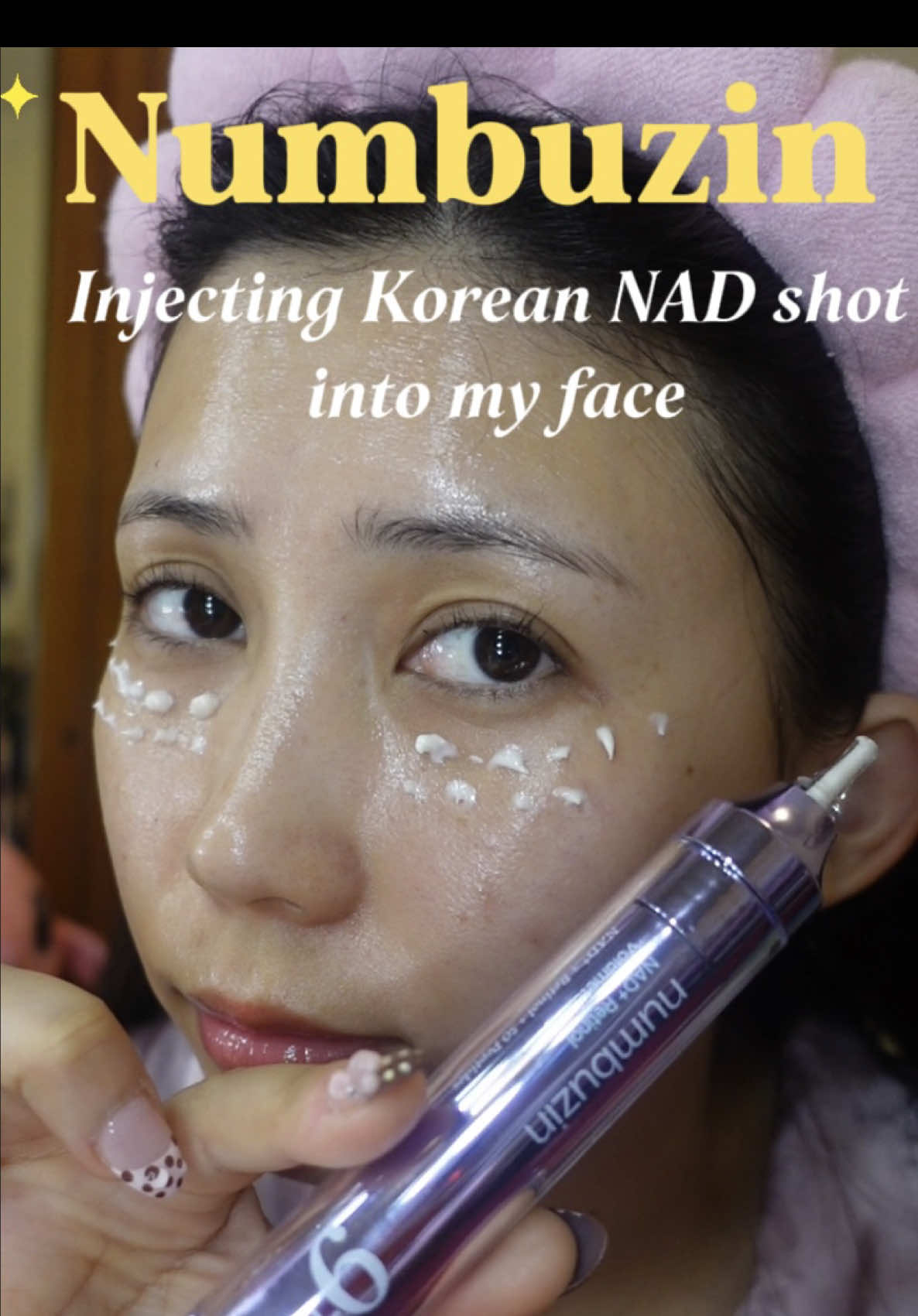 Botox to reduce wrinkles and create glowing, radiant skin? Nah, I’ve got an ever better option!!! The No.9 NAD+ Retinol Volumetox Eye cream from @numbuzin does just that but it’s much affordable & safer💜 Plus the packaging is so fun & unique✨ . ✅ It contains:  -NAD+ which smooths wrinkles and fine lines -50 Peptides which enhances skin elasticity -Niacinamide & Ceramide which brightens dark circles . #numbuzin #nadeyecream #wrinkles #antiaging #kbeauty 