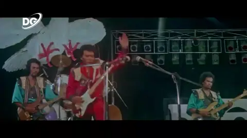 Rhoma irama dan Soneta group>>>>> stop soundtrack film kemilau cinta dilangit jingga tahun 1985