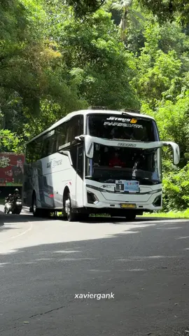 nada wajib tikungan ini🤣 @DJS 78 TRANS  #fyp #huntingbus📸 #basuri #djs78trans #xaviergank 
