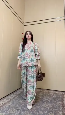 Rekomendasi oneset kece bahan adem cus checkout in dikeranjang kuning🥰🛍️ #rekomendasi #oneset 