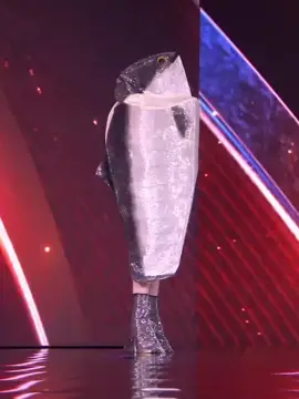 gì v bà  #missuniverse #CapCut  (Miss Universe Norway) 