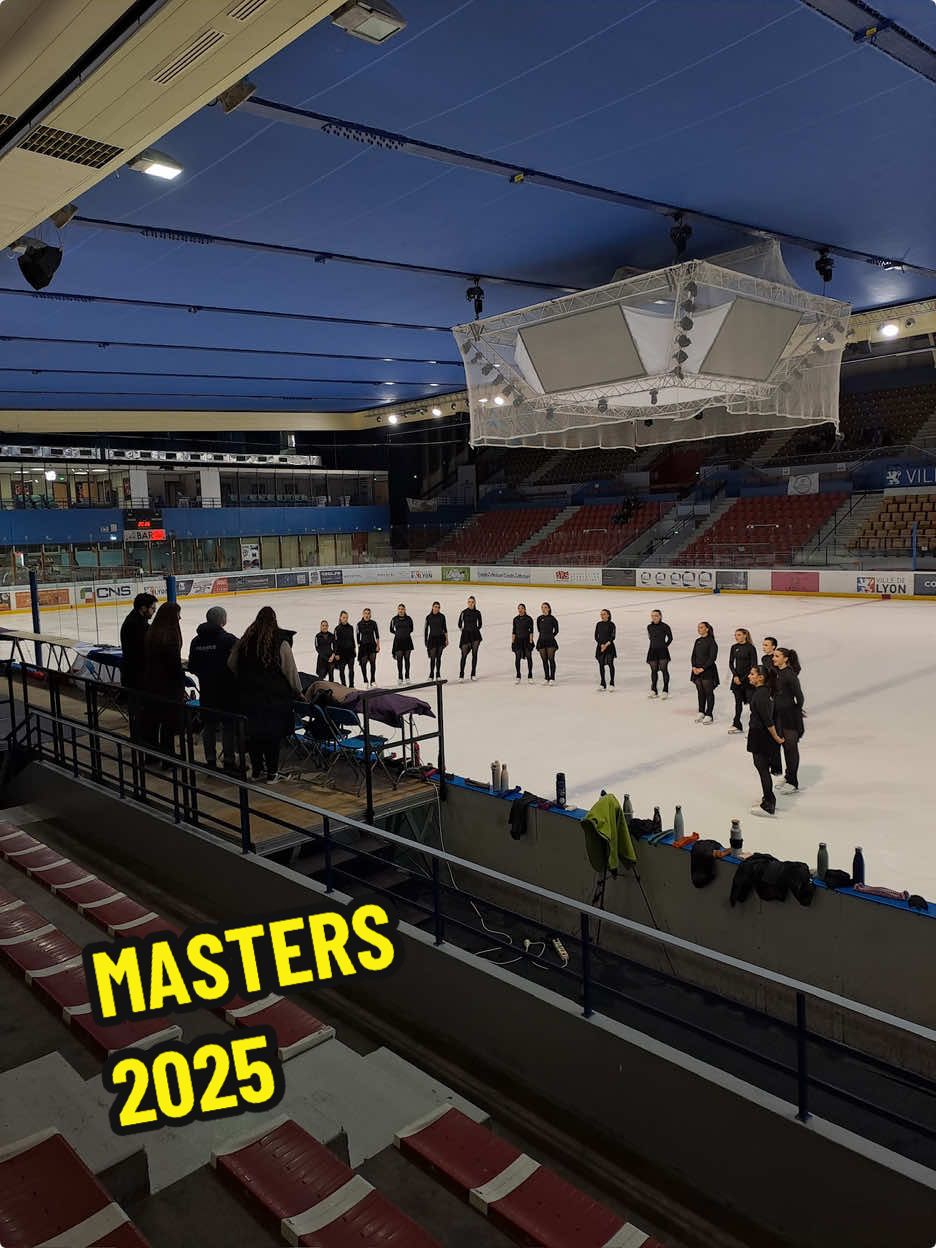 Depuis 10 jours depuis les Masters 🏆 Retour en vidéo sur notre première compétition de la saison ! 📹 Plus que quelques jours avant notre prochaine échéance, la French Cup 🇫🇷✨ #Vlog #competition #patinage #synchroskating #fyp 