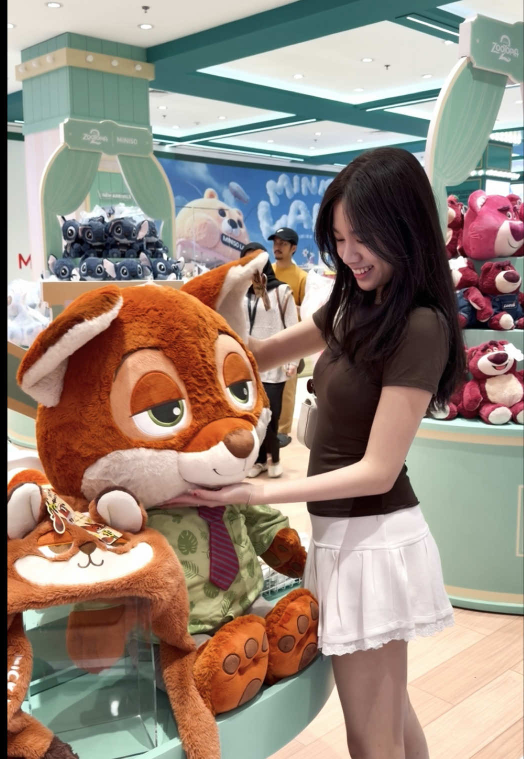 Run don’t walk to Miniso Central Park!!! #minisoindonesia2025 #Minisozootopia #centralparkminiso #BlindBox #VinylPlush @minisoshopid @MINISO 