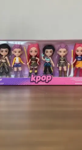 Making a list, checking it twice... gonna buy these K-Pop figures 'cause the price is nice! ✔️ #ChristmasShopping #Kpopfyp #BargainHunter #AffordableGifts #UKFinds #AnimeTikTok