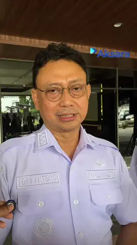 Wali Kota Pontianak, Edi Rusdi Kamtono menyebutkan perayaan Cap Go Meh 2026 bakal bertepatan dengan Bulan Ramadan, pada Maret 2026. Edi pastikan atraksi naga dan barongsai pada Cap Go Meh tak mengganggu ibadah tarawih.  Sedangkan untuk pasar malam atau Pasar Hongkong yang biasa digelar saat Cap Go Meh di Jalan Diponegoro bisa dijadikan sebagai Pasar Juadah sekaligus.  “Jadi bisa sekalian untuk Pasar Juadah, buka dari sore mempersiapkan kelengkapan untuk berbuka puasa. Kita pastikan toleransi umat beragama tetap berjalan,” tukasnya.