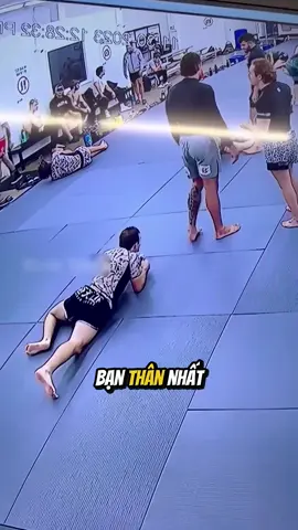 điểm huyệt trong truyền thuyết đây sao #tintucgiaitri #viraltiktok #thethaomoingay #yfp #xh 