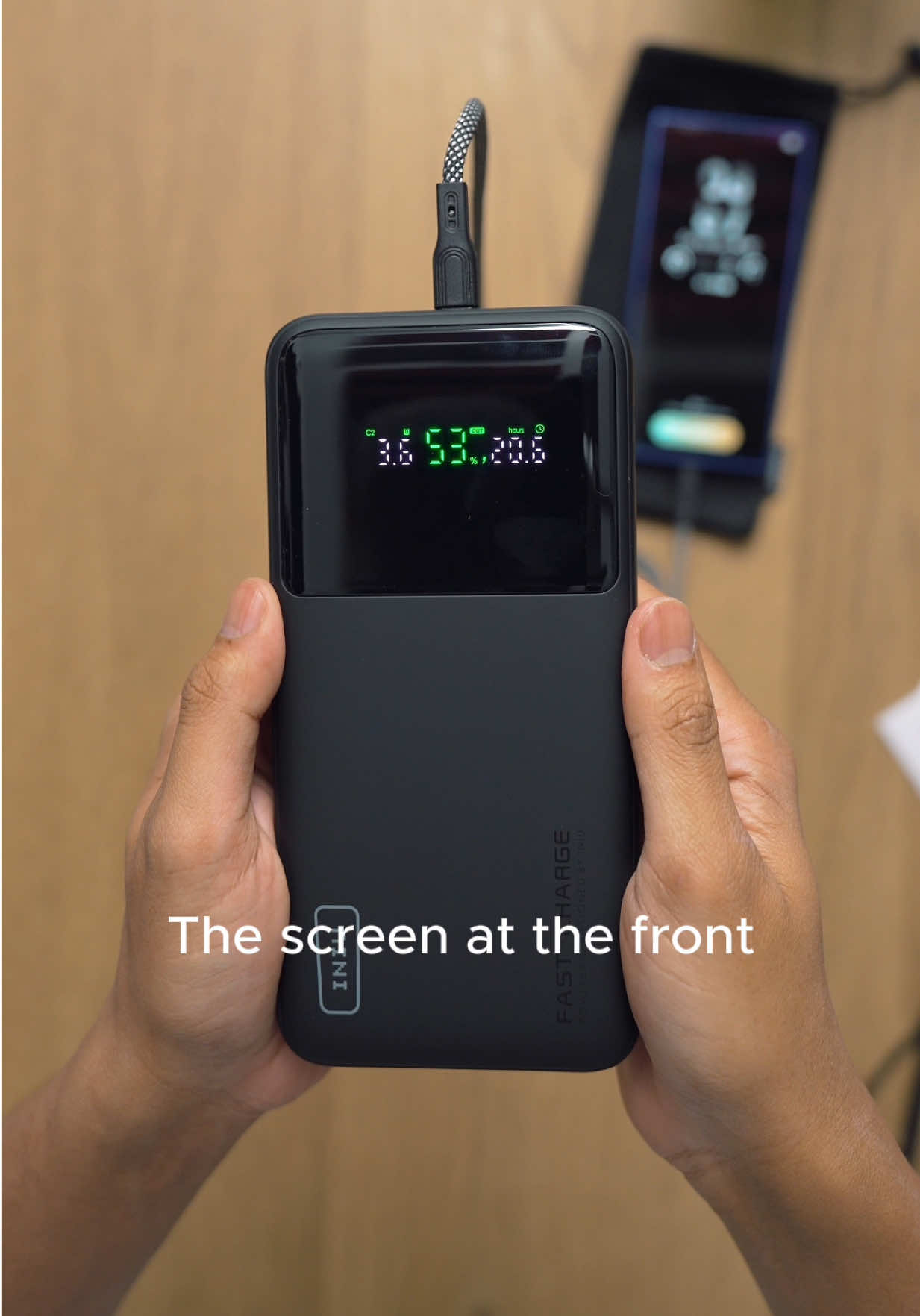 Amazon’s Top powerbank seller is back with another banger. Check the link in my bio. And use code “techiniu10” for a 10% discount @INIU_official #iniu #iniupowerbank #iniucharger #portablecharger #Tech 