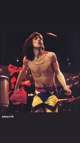 Mick Jagger Ghe Rolling Stones “Dance Little Sister “❤️👅🔥🎸❤️🎶🎶🎶