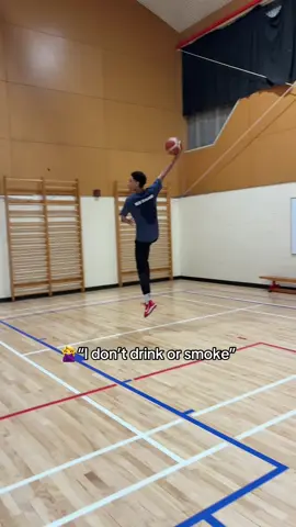 “That’s our ball ain’t it??”@Cooper #viral #fyp #basketball #skib #green 