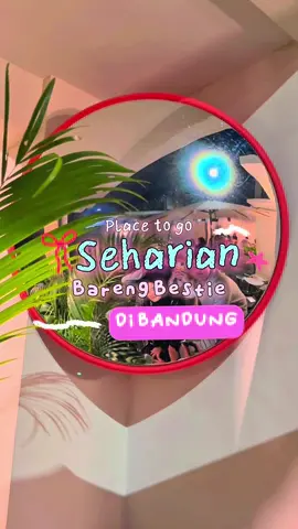 Gak kerasa bentar lagi udah akhir taun aja nih, gimana udah ada rencana mau ngabisin waktu libur akhir taun ini kemana?  Seharian main di Bandung bisa jadi referensi buat isi libur akhir tahun kamu nih 😍 Buat yang lagi cari penginapan, Sans Family Hotel Bandung bisa jadi pilihannya, jangan lupa buat Booking nya lewat app RedDoorz dan masukin kode promo 