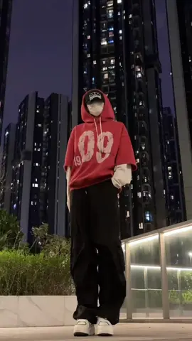 降温了，就该穿这种衣服！#抖音潮流舞蹈大赛 #抖音热门舞蹈计划 #浅跳一下