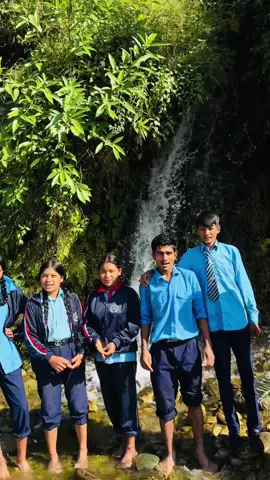 काम सङ सङै रमाईलो नि गर्नै पर्यो#dearstudents#agriculture #11classstudents #stjssfamily #chyura #salyan 