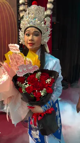 Trọng Nhân trong sự yêu thương và tình cảm của khán giả  sau Đêm Hoa Đăng 15/11  ☘️ tại rạp Hồng Liên 🌟 Con/em xin trân quý những tình cảm của mọi người dành cho em ấy #nstrongnhan 🎭🎭🥰☘️ Cre : Vio Ngôi Sao Sân Khấu