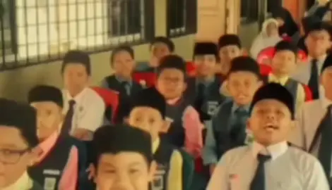 mempersembahkan video kreatif dari : Raisah Arrohman  #merakstudio #fypシ @merakstudio.srajs 