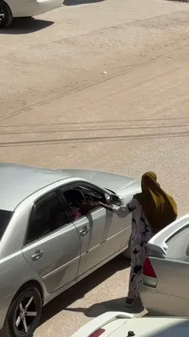 Maalinkaad 25 le hesho oo ay saacadu 5min ka dhiman thy 😂💔#funny #somalitiktok 