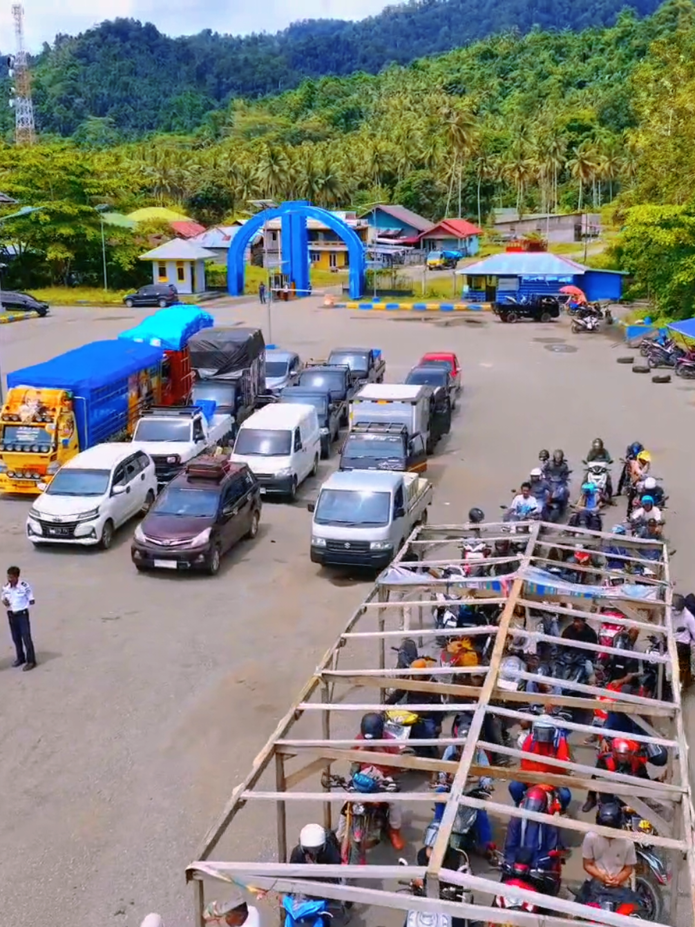 FERI SAKETA #fyp  #drone  #gane  #halamaheraselatan  #malukuutara 