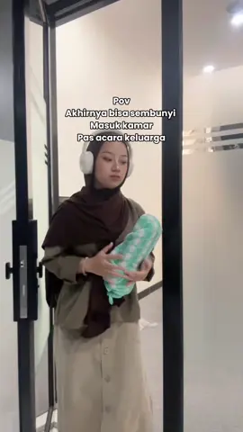 Niatnya mau santai di kamar malah ada dede bayiiii di kamarku😫🫵🏻#masukberanda #trending #vidioviral #vidiolucu #fyppppppppppppppppppppppp 