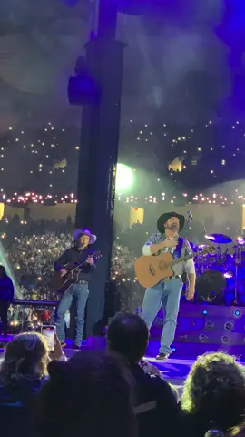 Best night ever!!!! #Garthbrooks #fyp #concert #music #usa 