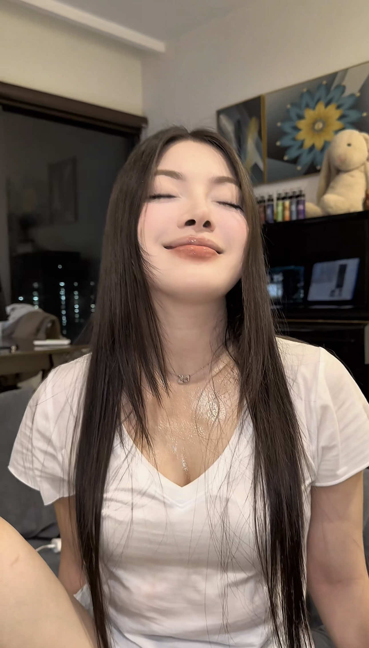 Mình cũng đến chịu mọi người đấy 🙂