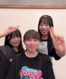 #好きすぎて滅！ 唐突に⁡始まったのに音源と結構合ってるのすごすぎて滅！ (⁡2025.11.19配信⁡) ⁡#ビヨ配信中 #BEYOOOOONDS #西田汐里 #高瀬くるみ #前田こころ @BEYOOOOONDS_uf 