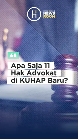 Advokat berstatus sebagai penegak hukum, menjalankan tugas dan fungsi jasa hukum sesuai etika profesi serta dijamin hukum dan peraturan perundang-undangan. KUHAP baru juga mengatur hak imunitas bagi advokat. Advokat tidak dapat dituntut baik secara perdata maupun pidana dalam menjalankan tugas profesinya dengan iktikad baik untuk kepentingan pembelaan klien di dalam atau di luar pengadilan. Bantuan hukum diberikan kepada tersangka atau terdakwa, pelapor, pengadu, saksi, atau korban, yang tidak mampu pada setiap tahap pemeriksaan. Pejabat yang bersangkutan pada setiap tahap pemeriksaan wajib memberitahukan hak mendapatkan bantuan hukum dan menunjuk advokat atau pemberi bantuan hukum bagi tersangka, terdakwa, pelapor, pengadu, saksi, atau korban. “Kewajiban menunjuk advokat atau pemberi bantuan hukum sebagaimana dimaksud pada ayat (2) tidak berlaku jika tersangka, terdakwa, pelapor, pengadu, saksi, atau korban menyatakan menolak untuk didampingi advokat atau pemberi bantuan hukum yang dibuktikan dengan berita acara,” begitu kutipan Pasal 154 ayat (4) Kuhap baru. Tersangka atau terdakwa yang disangka atau didakwa melakukan tindak pidana dengan ancaman pidana mati, pidana penjara seumur hidup, pidana penjara 15 tahun atau lebih, pejabat yang bersangkutan pada semua tahap pemeriksaan wajib menunjuk advokat bagi tersangka atau terdakwa. Kewajiban penunjukan advokat itu juga berlaku untuk mendampingi tersangka atau terdakwa yang disangka atau didakwa melakukan pidana dengan ancaman 5 tahun atau lebih, tapi tidak mampu dan tidak mempunyai advokat sendiri. Simak selengkapnya hak dan kewajiban advokat dalam KUHAP baru dalam video berikut. #advokat #RUUKUHAP #hukum #law #KUHAP 