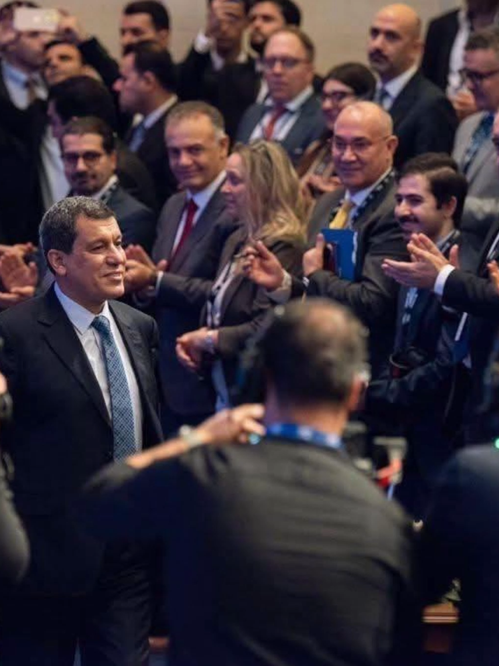 دوو دانە دوو ناکاتە چوار دەکاتە یەک